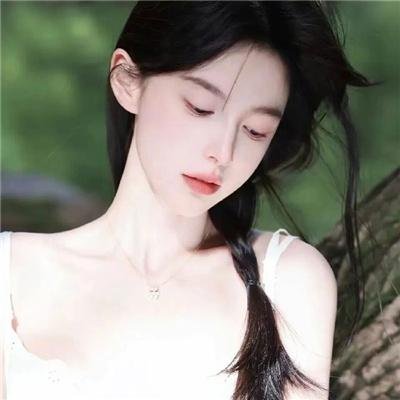 绿杨移作两家春 在线观看